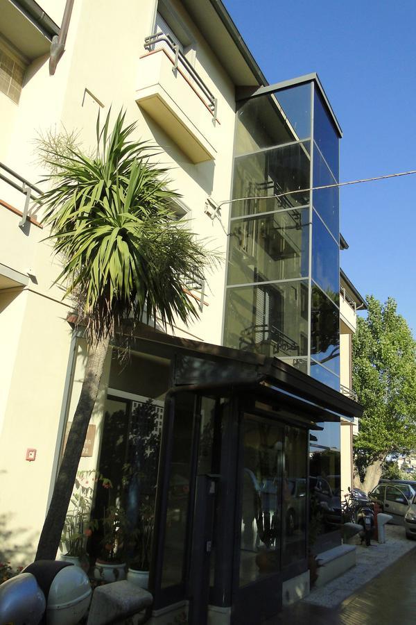Hotel Sabrina Castiglione della Pescaia Bagian luar foto