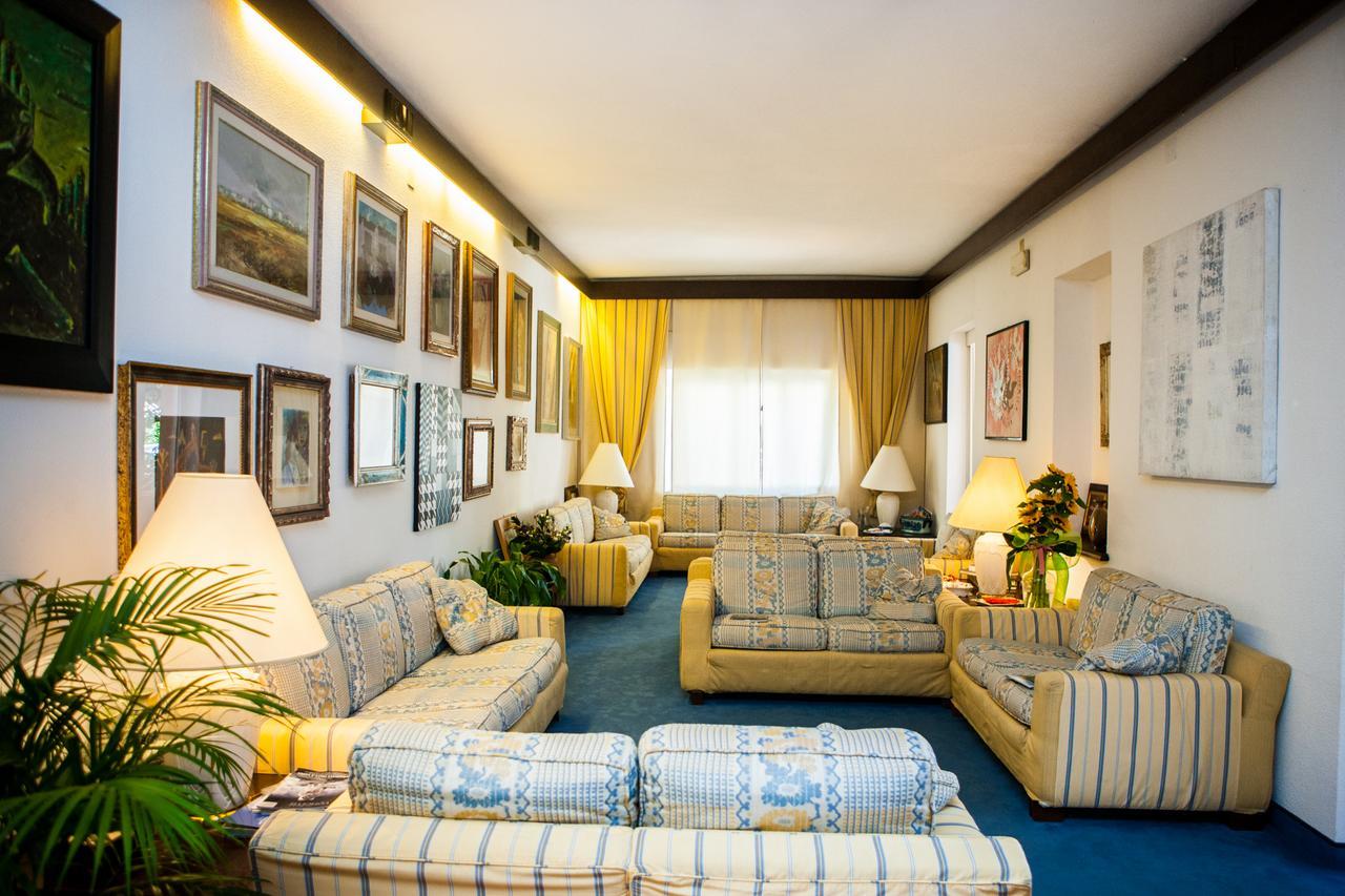 Hotel Sabrina Castiglione della Pescaia Bagian luar foto